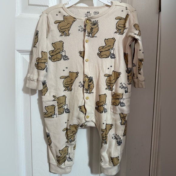 Disney Organic Cotton Winnie the Pooh Romper - Picture 1 of 7